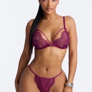 Elegant Lace Wine Lingerie Set